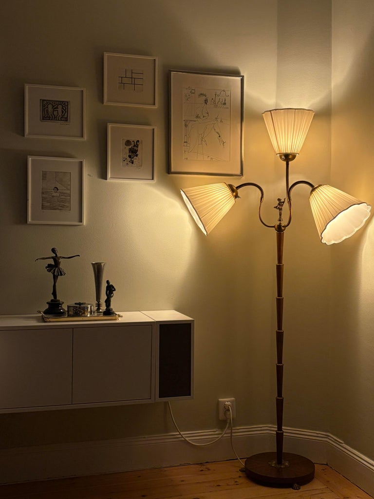 Vintage Swedish Mid-Century Floor Lamp, 1930s, Brass Details & Silk Shades