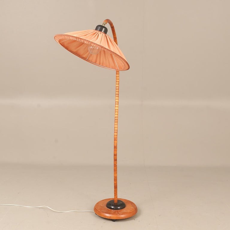 Markslöjd Floor Lamp with Pink Shade and Adjustable Gooseneck - Sweden 1970's
