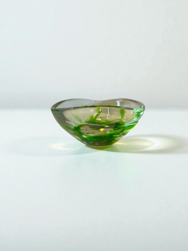 Seaweed Series – Vicke Lindstrand for Kosta, Swedish Mid-Century Art Glass (3-Piece Signed Set)
